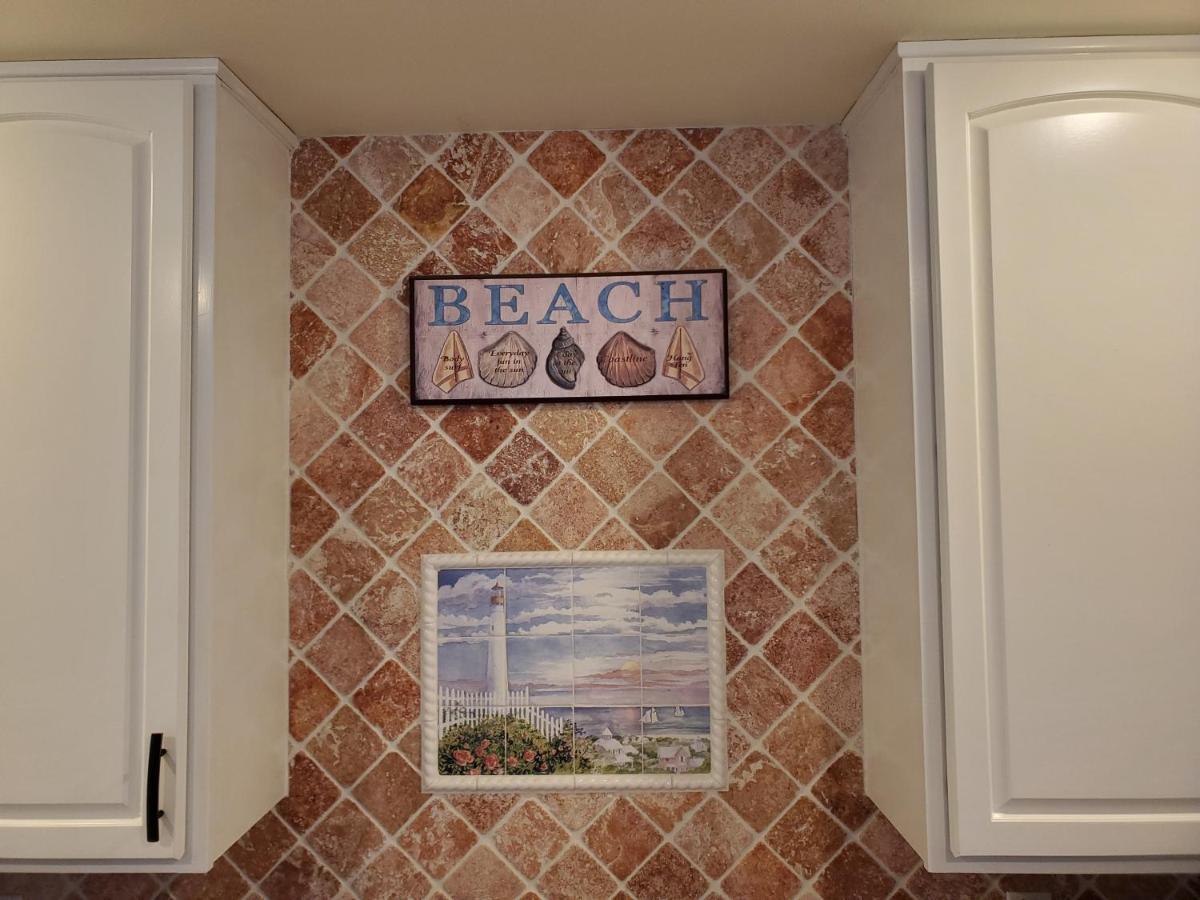 Ocean View Family Condo: Beach Block Retreat Wildwood Exterior photo